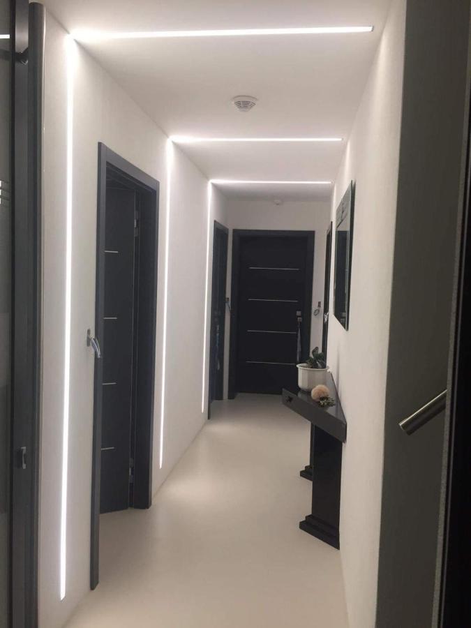 Ubytovani Sr Milovice  Luaran gambar